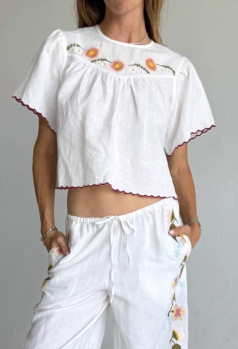 NEW CIAO LUCIA idoya short sleeve top in white